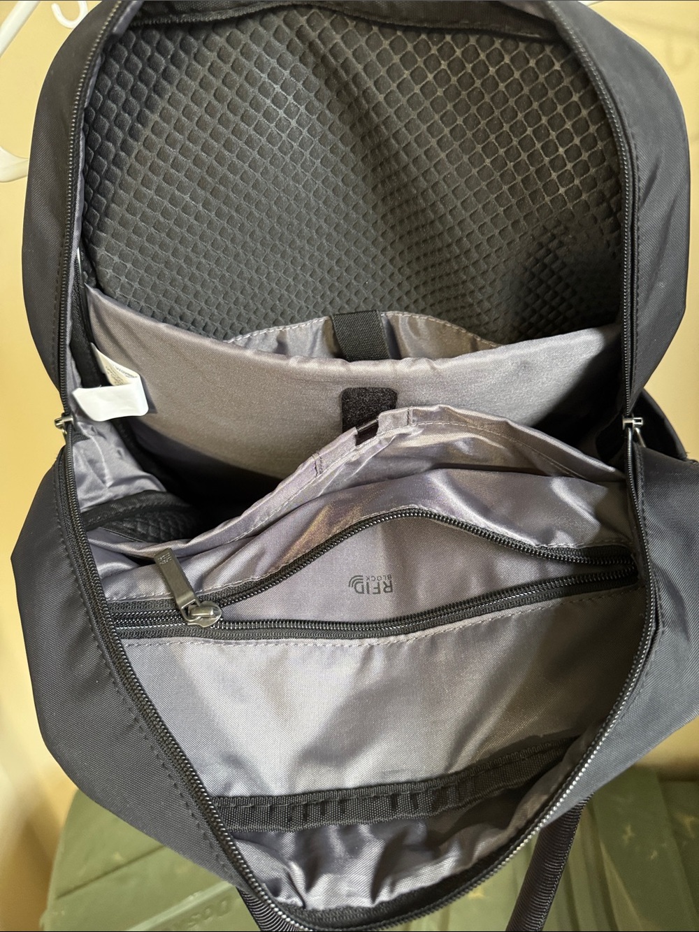 16” Commuter Backpack - Picture 3 of 11
